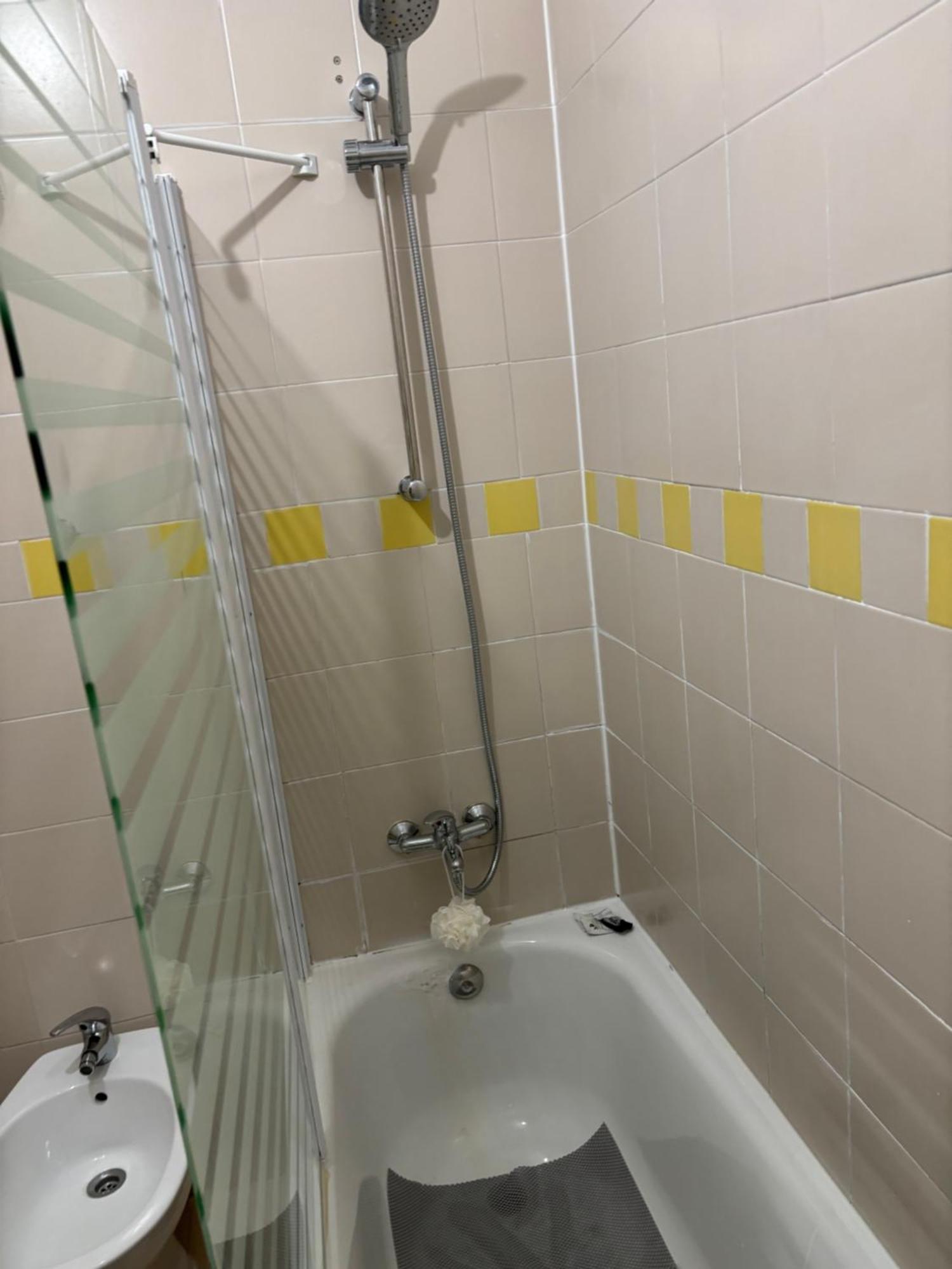 Ranjeet Felizarda Quarto em Acomodações Particulares